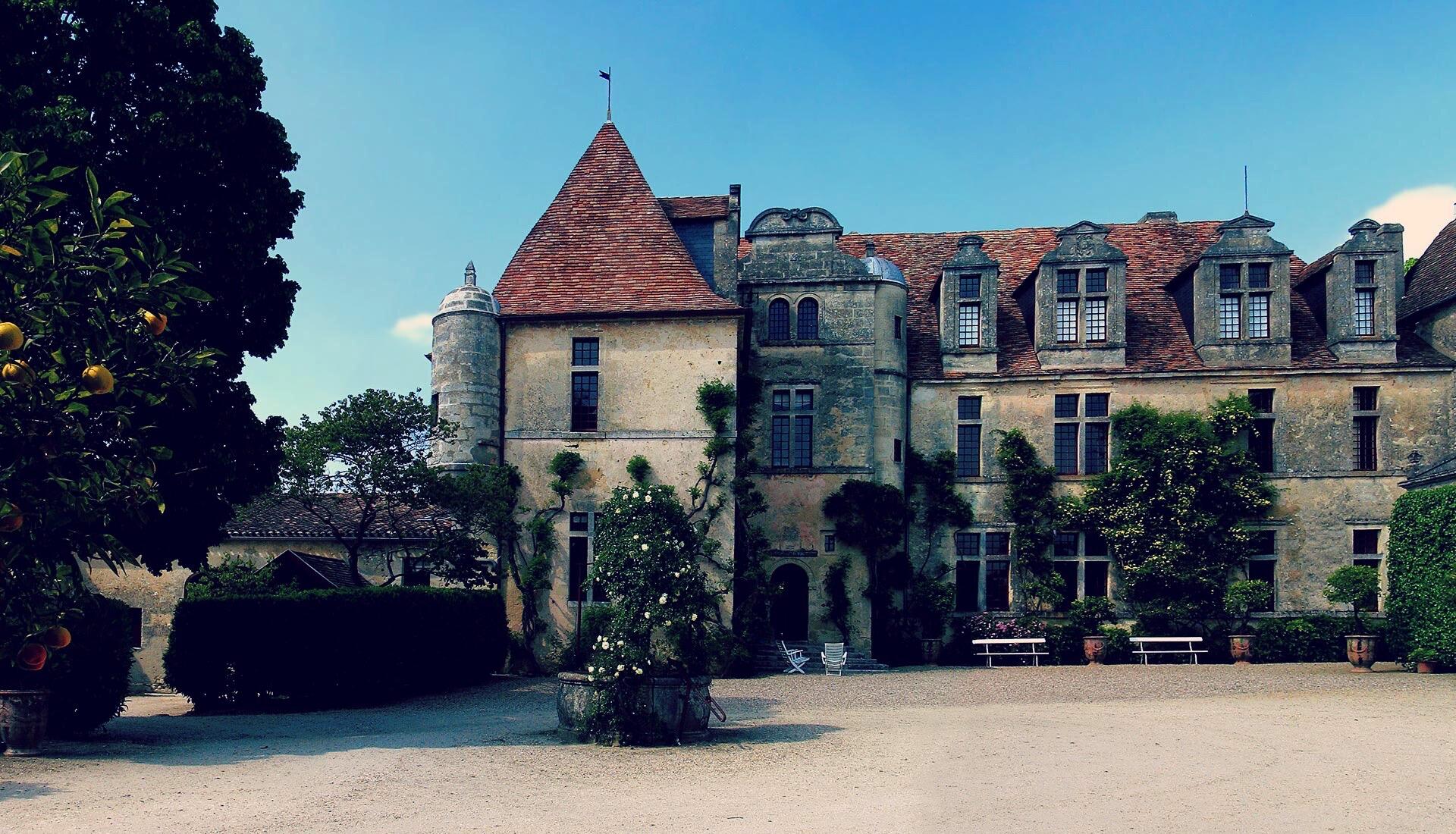 Château Le Grand Verdus Cover Image