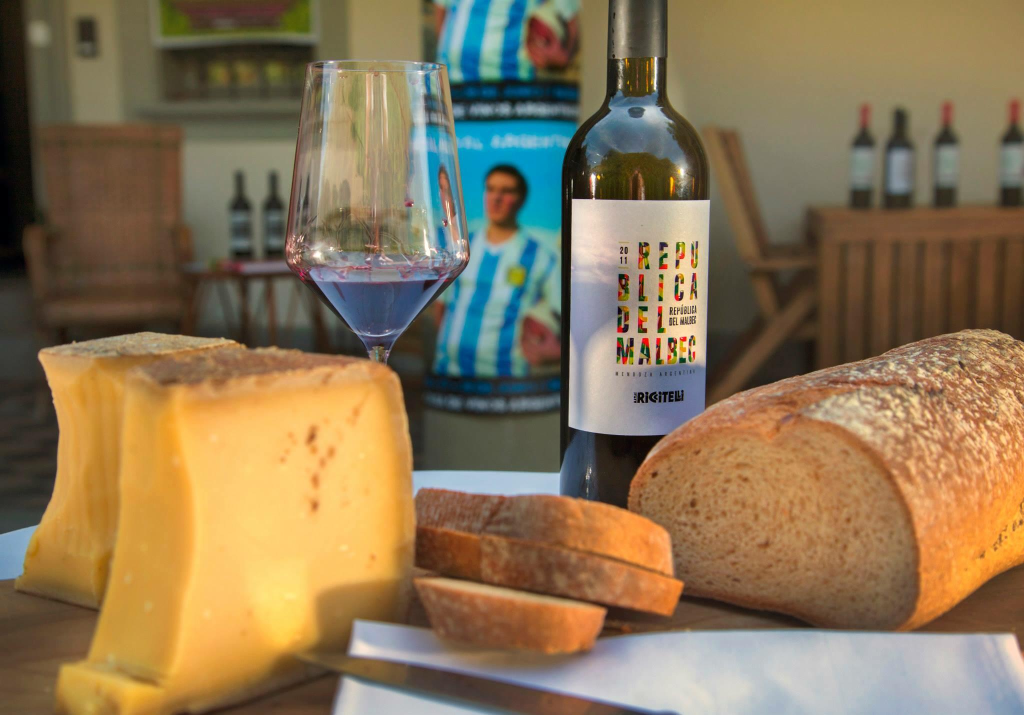 Matías Riccitelli Wines Cover Image