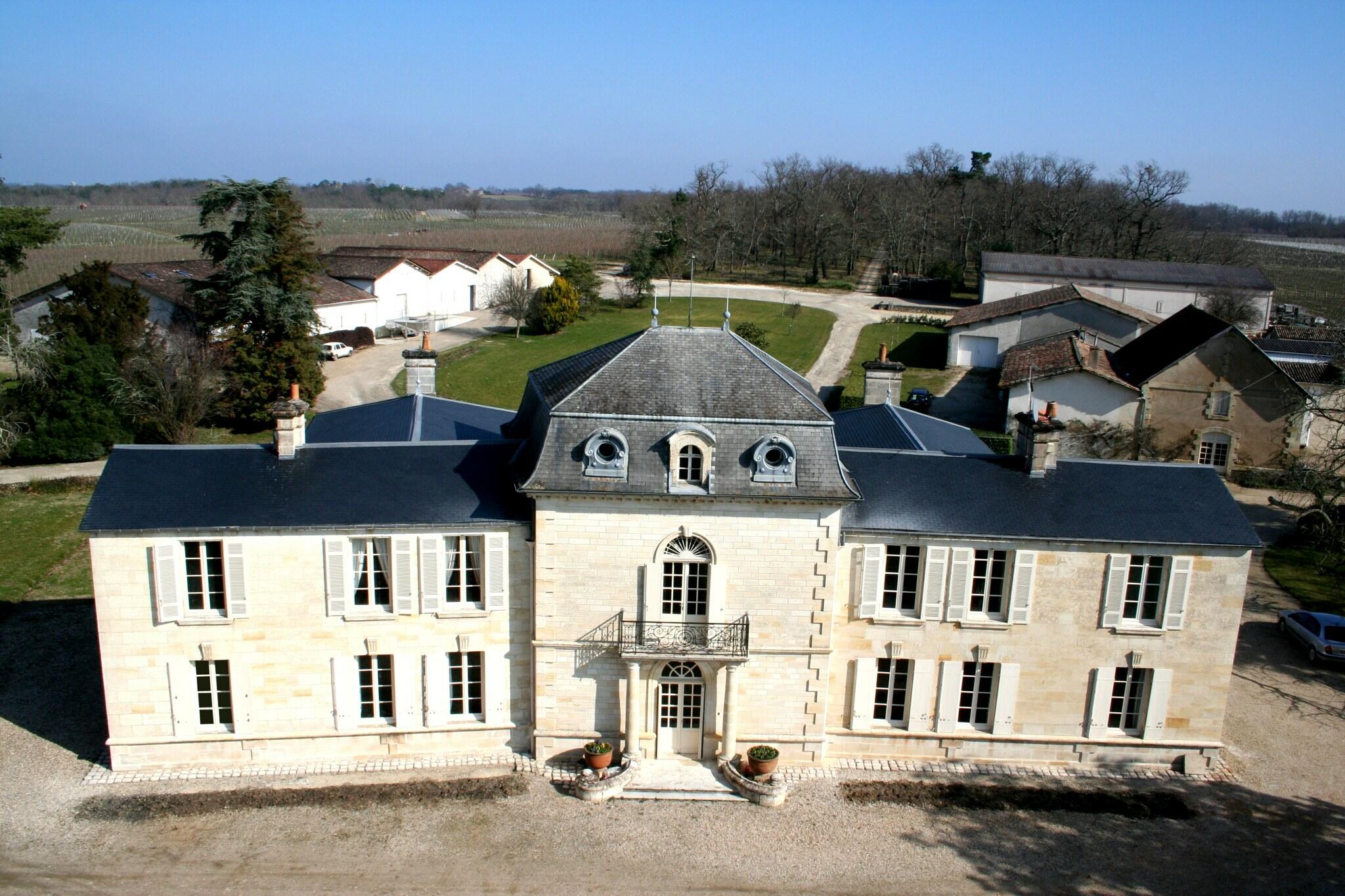 Château Recougne Cover Image