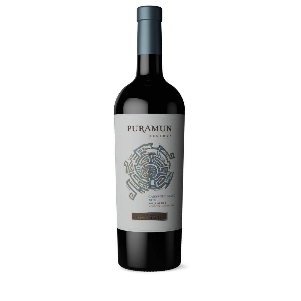 For this 2018 Cabernet Franc we hand picked grapes from Paraje Altamira, San Carlos. Aged for 12 month in french oak barrels. With an elegant and expressive body, soft and round tannins Bottle