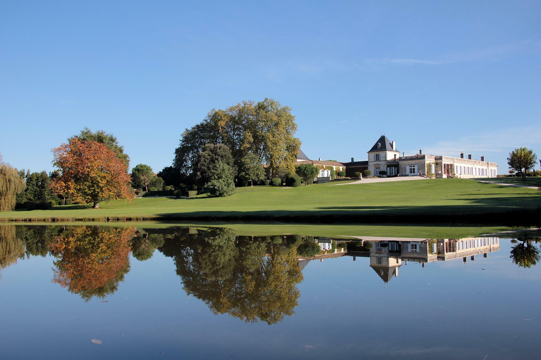 Château Paveil de Luze Cover Image