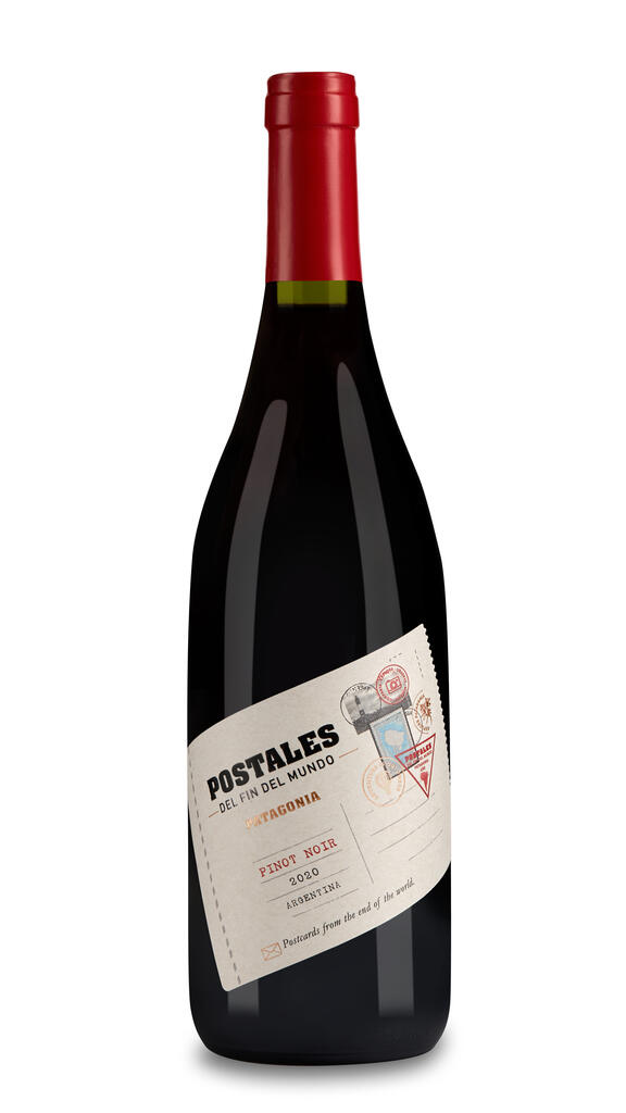 Bodega del Fin del Mundo Postales Pinot Noir Bottle Preview