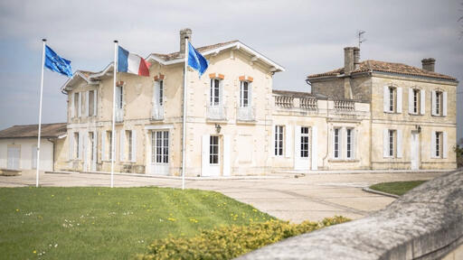 Château La Confession Image