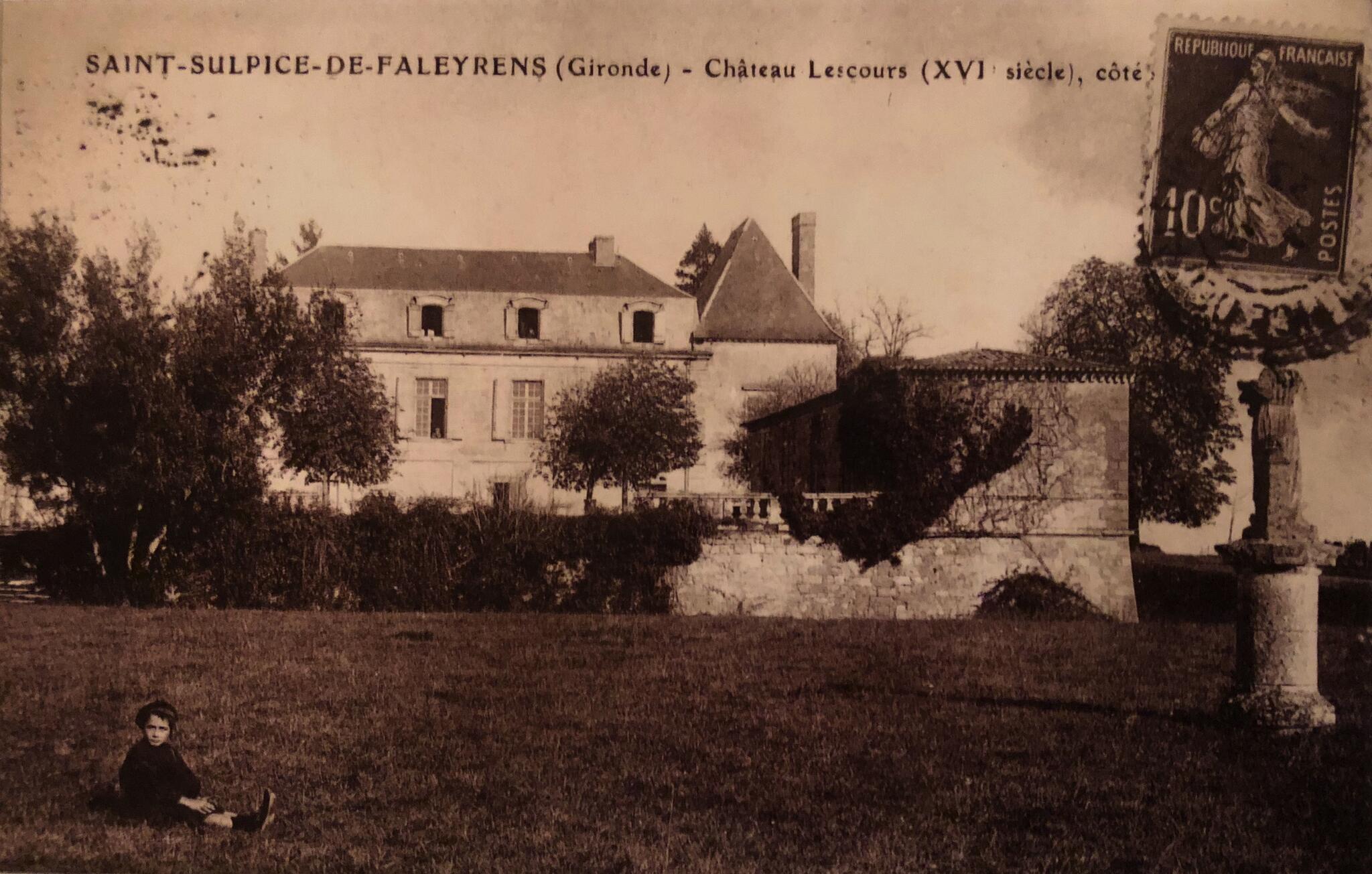Château de Lescours Cover Image