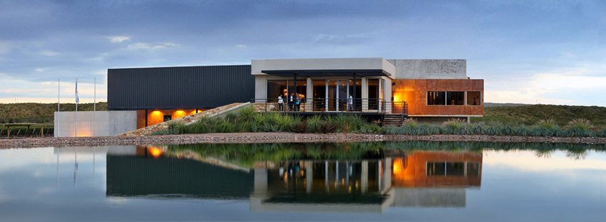 Bodega Budeguer Cover Image