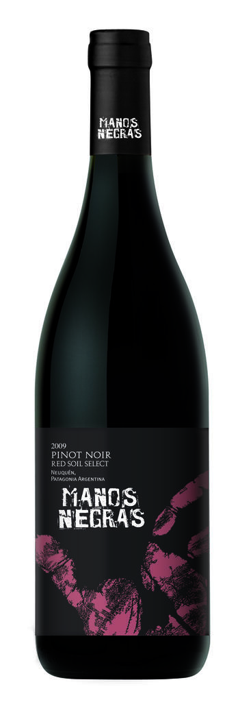Manos Negras Red soil pinot noir Bottle Preview