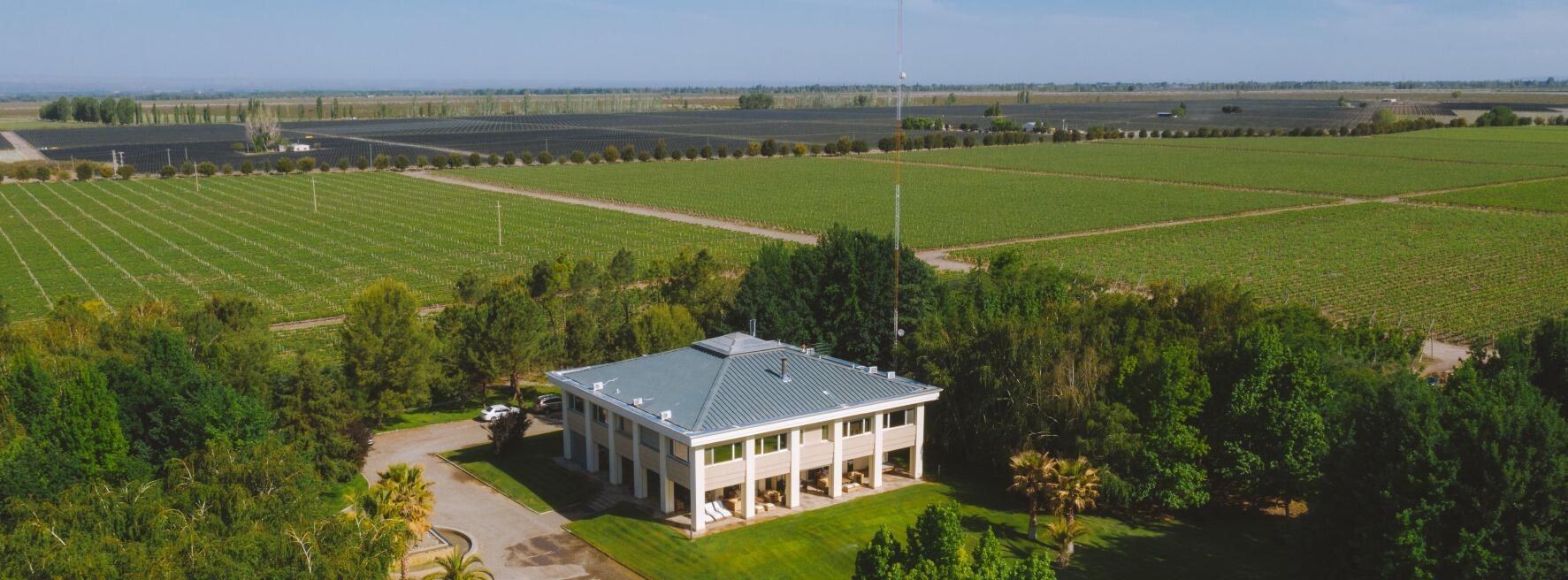 Bodega Estancia Mendoza Cover Image