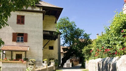 Gaudenz Gutshof Isser Image