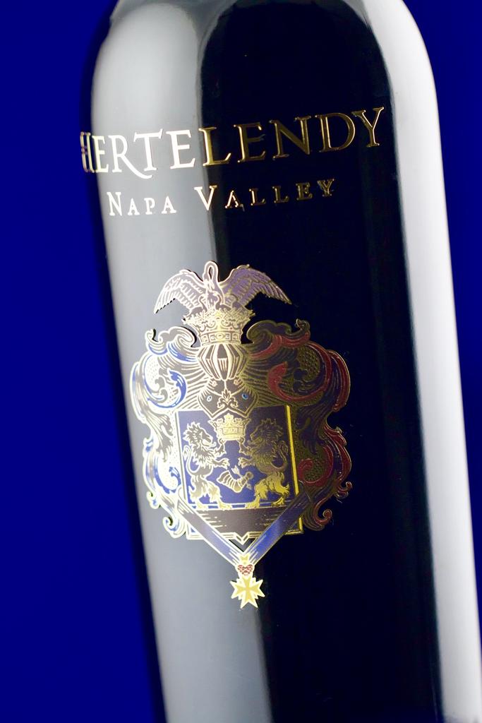 Hertelendy Vineyards Signature Mountain Blend Bottle Preview