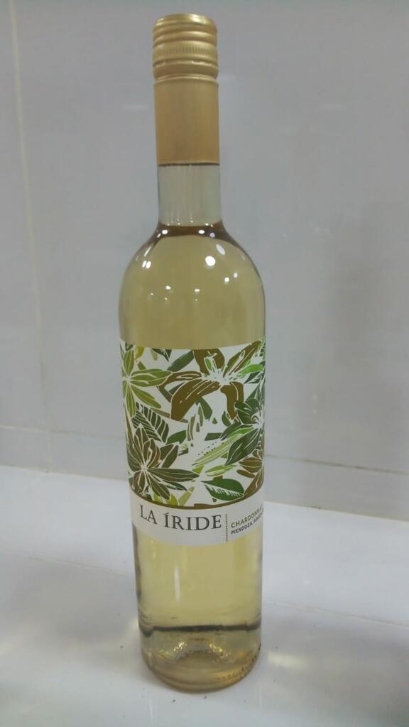 La Iride CHARDONNAY VARIETAL WINE Bottle Preview